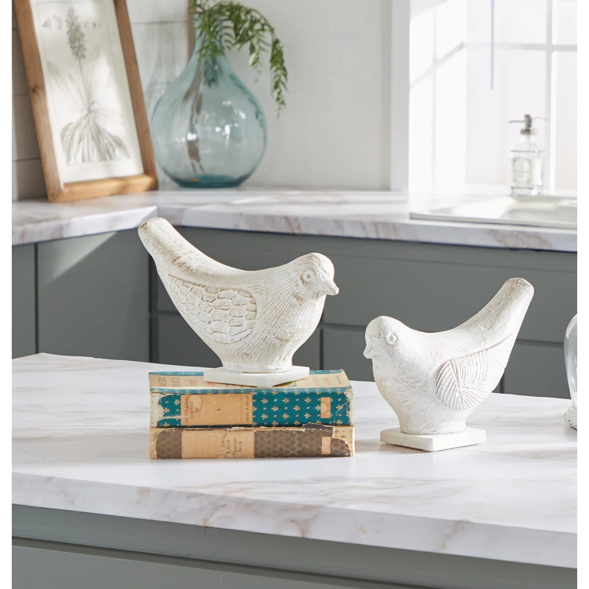Aeleigh 2 Piece Figurine Set