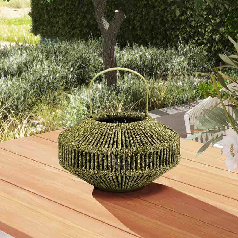 Nova 13.5'' No Power Source Required / Manual Outdoor Lantern