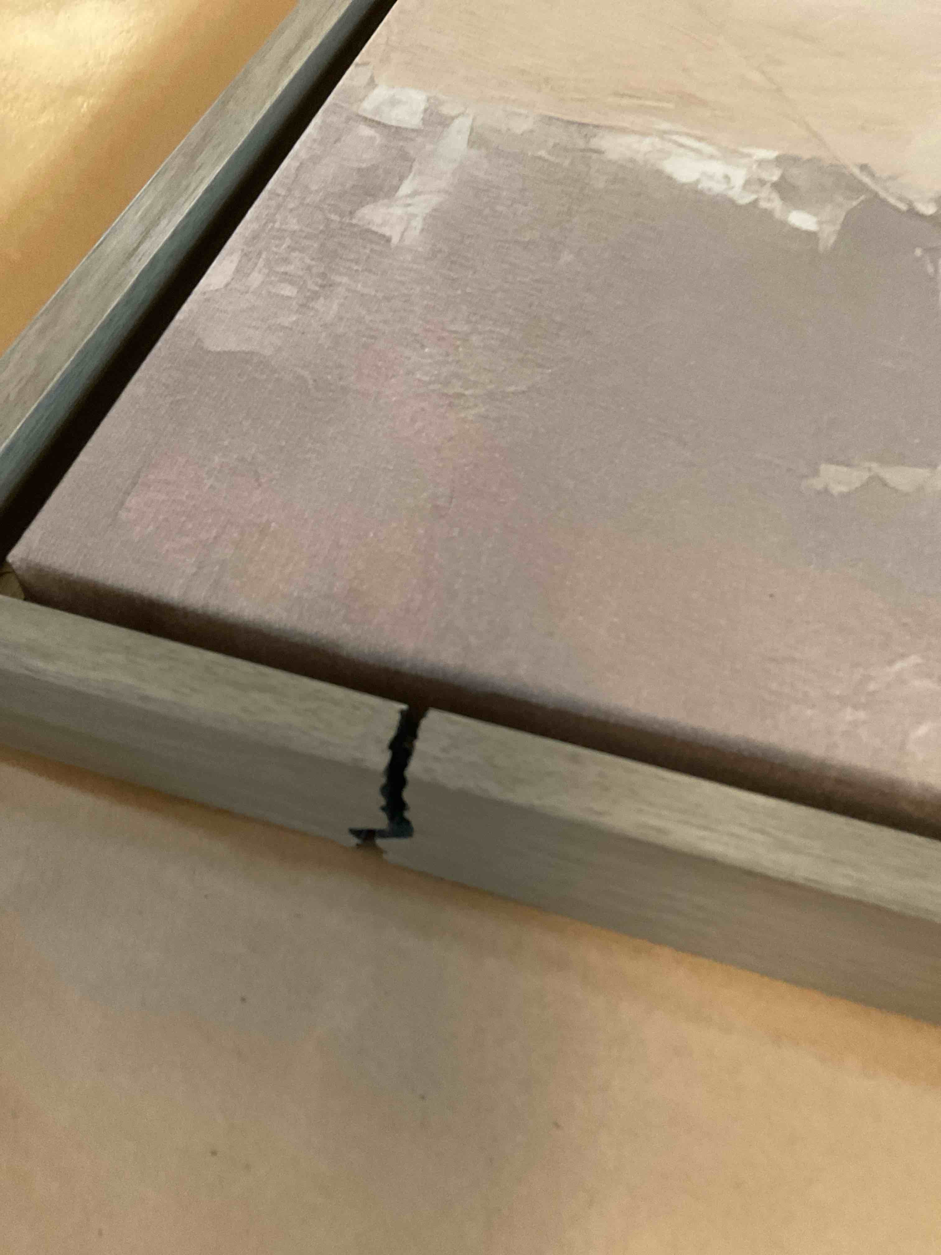 frame supports broke painting