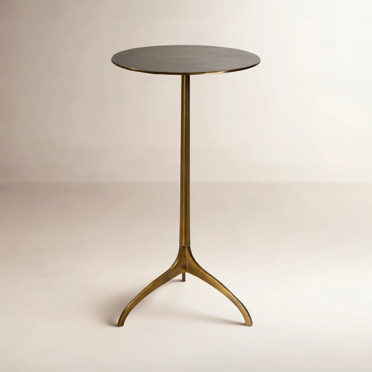 Cal Round Aluminum Pedestal End Table
