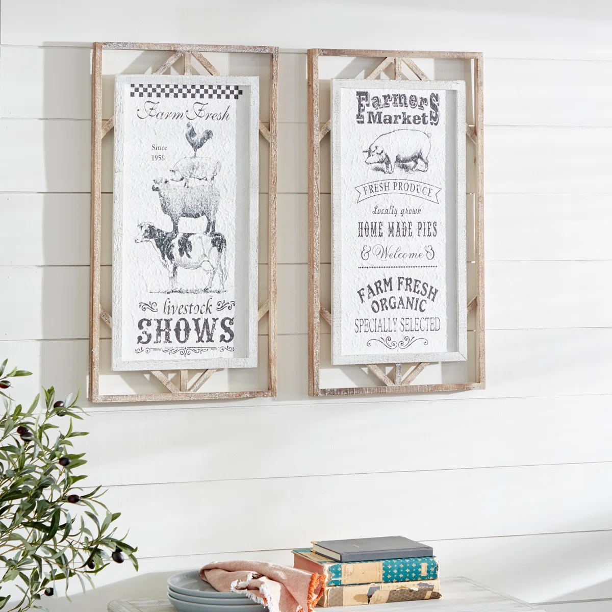 2 Piece Farmer's Market Sign Wall Dรฉcor Set